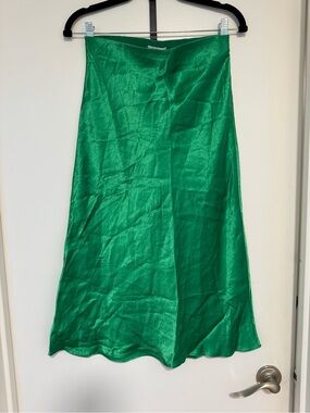 Aritzia Babaton Satin Slip Skirt